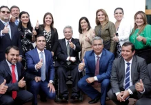 En nueve meses, cambió el 40 % del gabinete ministerial