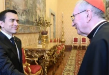 Noboa saldó deuda con 8 vicariatos 