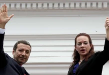 Nombrar al hijo de Vinicio Alvarado en Alemania parece chiste