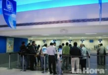 Polémica estatal por dinero electrónico y bancos