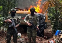 Orellana: Ejército quemó campamento de minería ilegal
