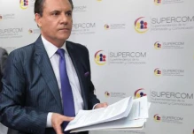 Contraloría ratificó la destitución de Carlos Ochoa