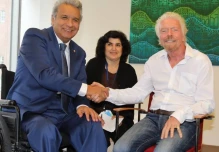 Lenín Moreno dispone agilizar entrada a Ecuador de nueva empresa de telefonía celular

