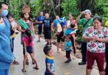 Petroecuador entregó senderos comunitarios a Yanayaku y San Carlos