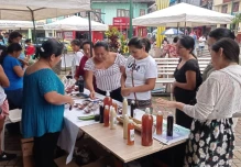 31 emprendedores participaron en la Feria del Emprendimiento en Puyo