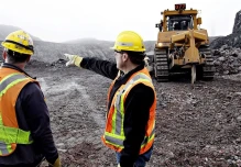 Ecuador arriesga futuras inversiones mineras por falta de nuevas áreas de exploración