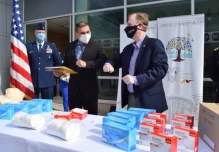 Embajador de Estados Unidos en Ecuador: Ni queremos ladrones ni su plata en mi país