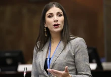 El juicio político contra Andrea Arrobo avanza en la Asamblea 
