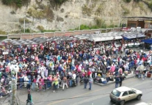 Angustia e incertidumbre entre venezolanos varados en frontera sin pasaporte