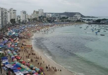 Mar de Salinas es contaminado, Ministerio del Ambiente denuncia el hecho en Fiscalía