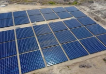 Planta solar industrial en Santa Elena impulsa energía limpia