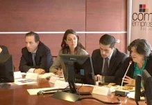 Riesgo país de Ecuador sube 128 puntos en abril