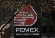 México colocó $ 12.000 millones en bonos 'P-Caps' para reforzar finanzas de Pemex
