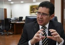 Aprueban juicio político contra exprocurador Diego García

