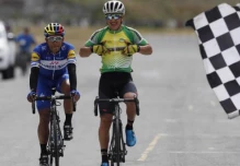 Jefferson Cepeda ganó en Yahuarcocha con una bicicleta prestada 