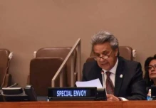 Ecuador asume estadía de Lenin Moreno en Ginebra, dice Long