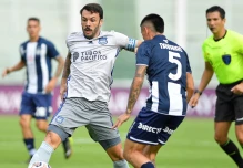 Emelec derrotó a Talleres en Argentina con goles uruguayos