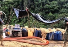 Fuerzas Armadas destruyen maquinaria de minería ilegal valorada en más de USD 224.000