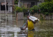 Lluvias dejan 19 fallecidos y 98.000 afectados
