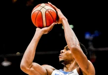 Giannis Antetokounmpo renuncia al Mundial de Básquetbol