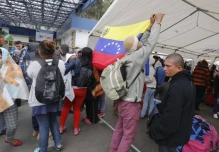 La migración venezolana complica al ‘bolsillo’ estatal