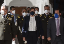 Asamblea Nacional de Ecuador destituye a María Paula Romo