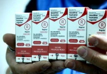 Ecuador recibe más de 100.000 dosis de insulina donadas por Brasil