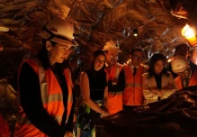 Gobierno lanza museo itinerante para explicar el impacto de la minería en el país