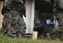 Militares que patrullan Corriente Larga fueron atacados desde Colombia