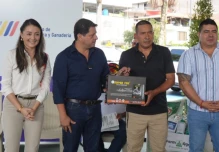 Productores de Pastaza recibieron insumos y equipos 