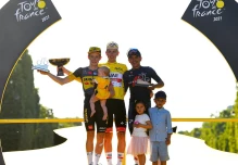 Richard Carapaz volvió a conquistar Europa