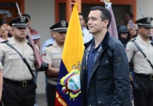 Riesgo país de Ecuador superó los 800 puntos