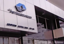Gobierno y sindicato de Petroecuador inician renegociación del contrato colectivo 