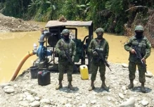 El Ejército realizó operativo contra la minería ilegal en Napo 
