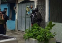 Cientos de ecuatorianos han abandonado sus casas en comunidades fronterizas