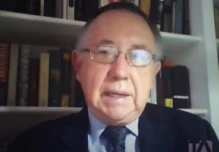 Pérez Loose: Ecuador será uno de los últimos de América Latina en superar la crisis económica