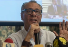 Glas pedirá asilo diplomático a México