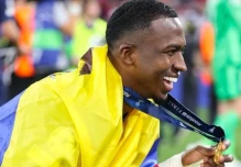 Willian Pacho, primer ecuatoriano en ganar la Champions League 