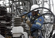 Ecuador descarta apagones y acelera plan para cerrar déficit eléctrico 