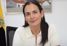Noboa releva a Inés Manzano del Ministerio de Energía en medio de crisis eléctrica