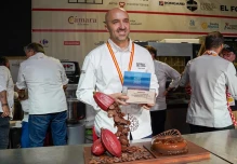 Pachi Larrea ganó el premio a la Mejor Tarta de Chocolate del mundo