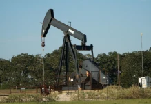 El petróleo WTI, referente de Ecuador, sobrepasó los $ 61 ante la crisis en Irán