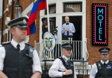 Assange, un huésped incómodo