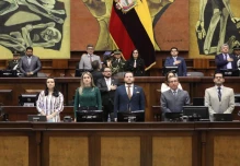 La Asamblea suspendió juicio político por ausencia de Andrea Arrobo