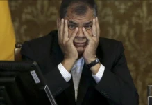 Correa con orden de captura en todo el Ecuador