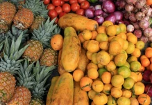 Buscan evitar que un millón de toneladas de alimentos se pierdan en Ecuador