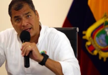 Correa reconoce que Anonymous intentó hackear sistemas de presidencia, por Assange