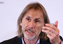Gareca asegura que el ciclo de Alfaro con Ecuador aún no tiene final