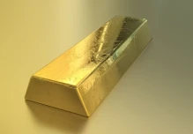 El oro tocó su nivel más alto desde octubre