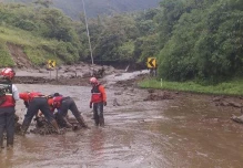 3 heridos tras caída de puente en Napo